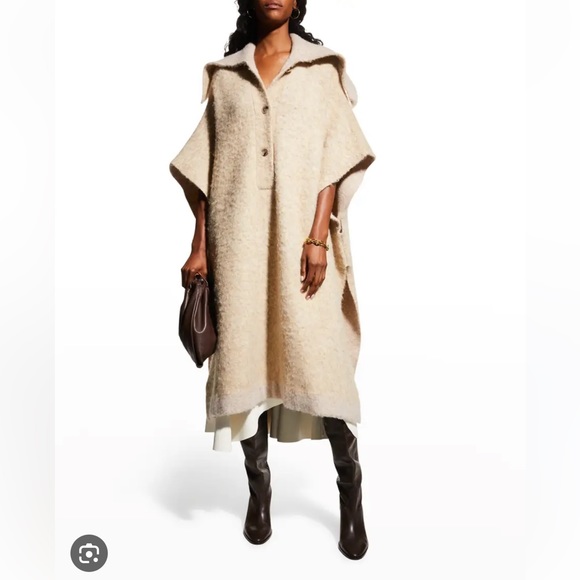 FINAL. NWT Nanushka Cape - Picture 4 of 9